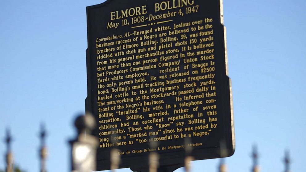 PHOTO: A historic marker erected in 2007 to commemorate Elmore Bolling, who was killed in Lowndesboro, Alabama, in 1947. 