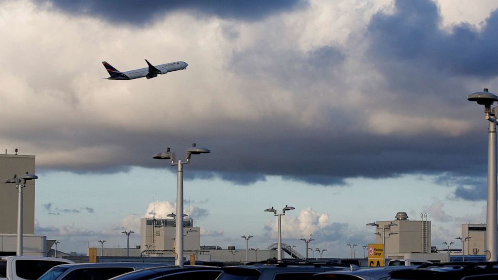 PHOTO: A computer failure at the FAA has the potential to impact flights nationwide, including a possible nationwide grounding on Wednesday, Jan. 11, 2023.