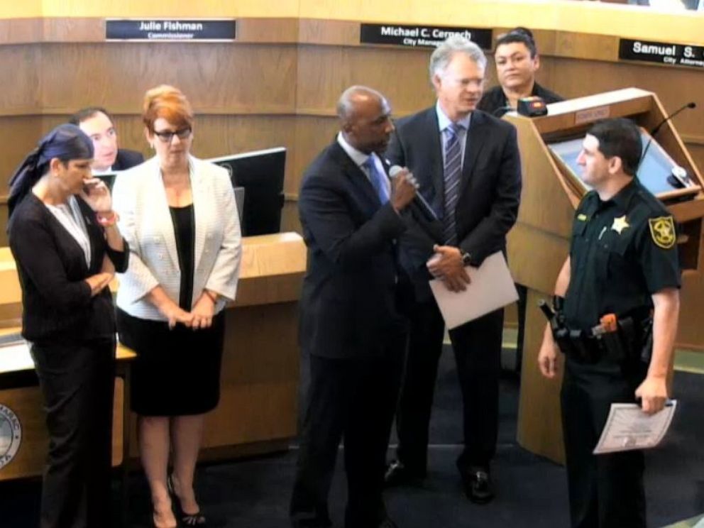PHOTO: A Tamarac, Florida, commissioner used an awards ceremony to publicly berate a Broward Sheriffs Office deputy.