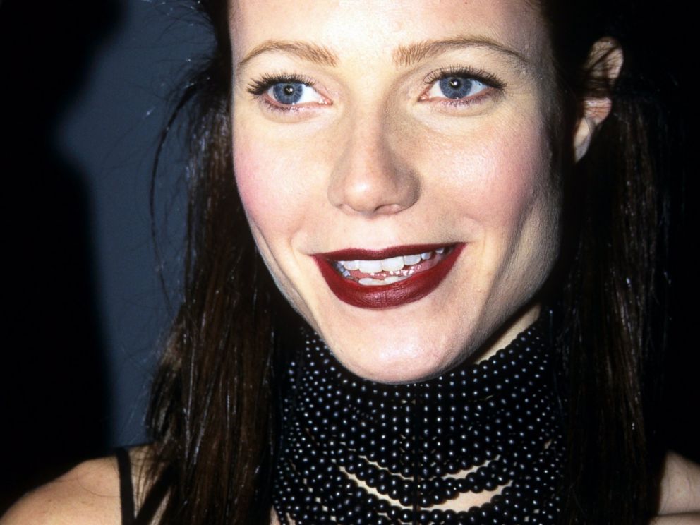 PHOTO: Gwyneth Paltrow wearing a choker in New York, Dec. 8, 1999.