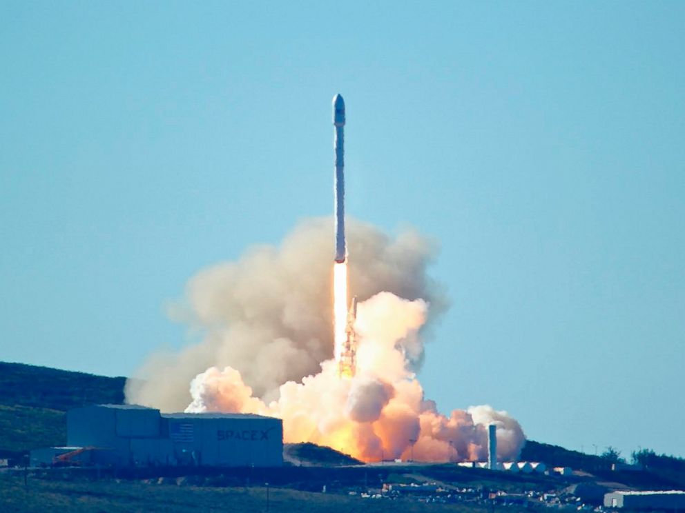 PHOTO: Space-Xs Falcon 9 rocket with 10 satellites launches at Vandenberg Air Force Base, California, Jan. 14, 2017.