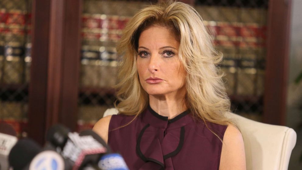 PHOTO: Summer Zervos speaks to the press with her attorney Gloria Allred on Oct. 14, 2016, in Los Angeles. 