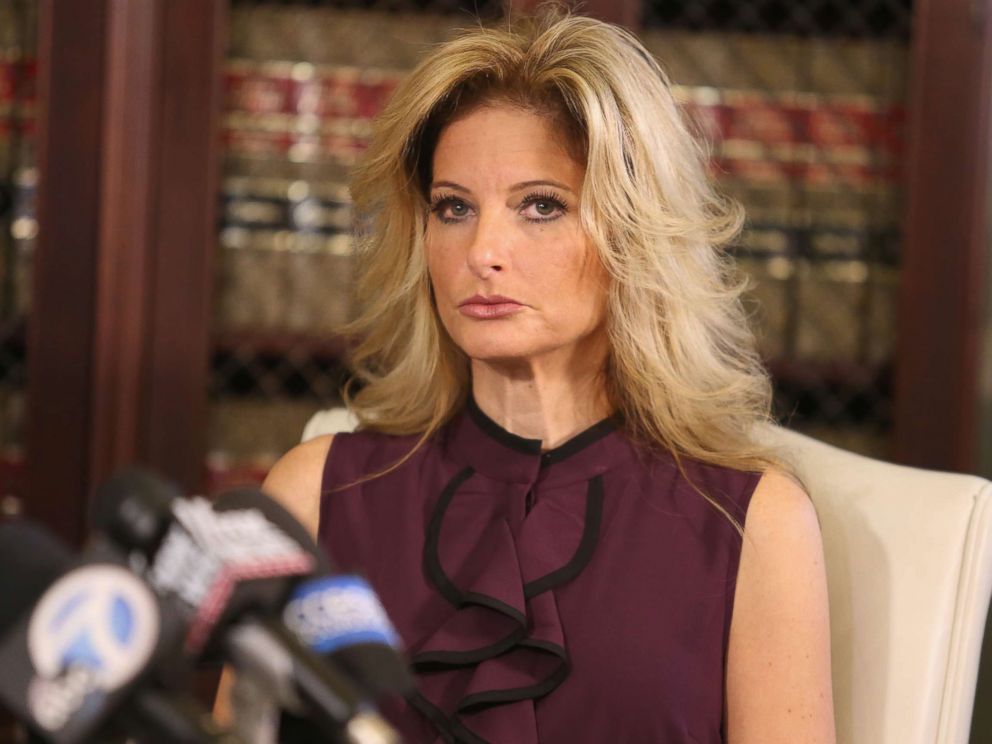 PHOTO: Summer Zervos speaks to the press with her attorney Gloria Allred on Oct. 14, 2016, in Los Angeles.