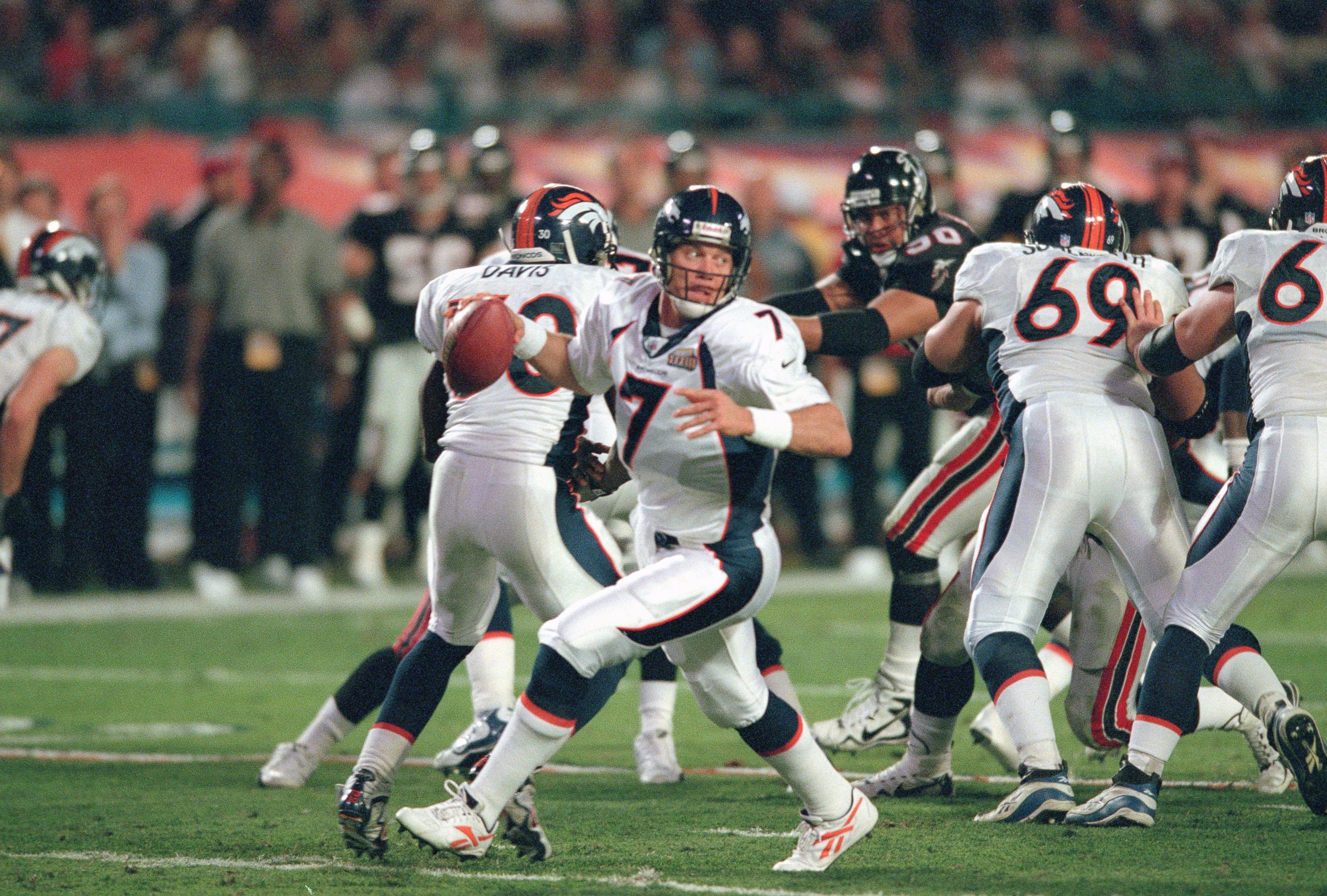PHOTO: John Elway #7 of the Denver Broncos looks to pass against the Atlanta Falcons during Super Bowl XXXIII, Jan. 31, 1999, at Pro Player Stadium in Miami. The Broncos won the game 35-19. 