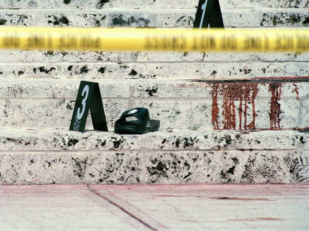 PHOTO: The steps of the Miami Beach home of Italian fashion designer Gianni Versace, shortly after his murder, July 15, 1997.