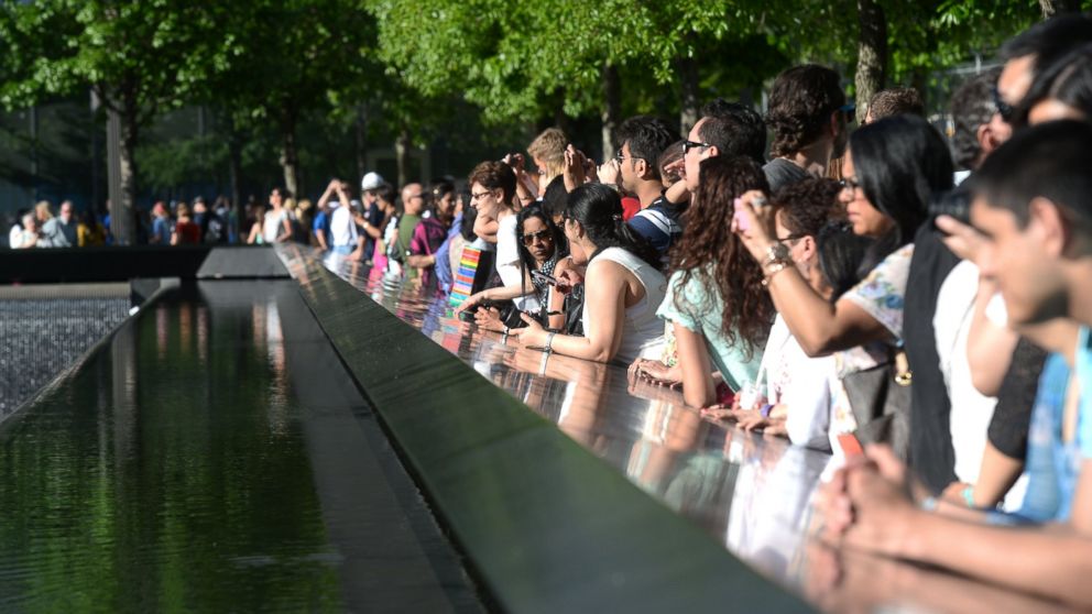 Selfies at Auschwitz and 9/11 Memorial: Are They Ever OK? - ABC News