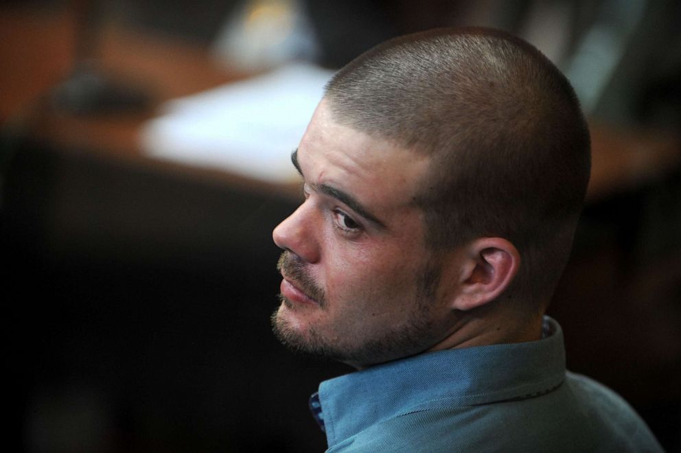 PHOTO: Dutch national Joran Van der Sloot is pictured during a hearing at the Lurigancho prison in Lima, Jan.11, 2011.