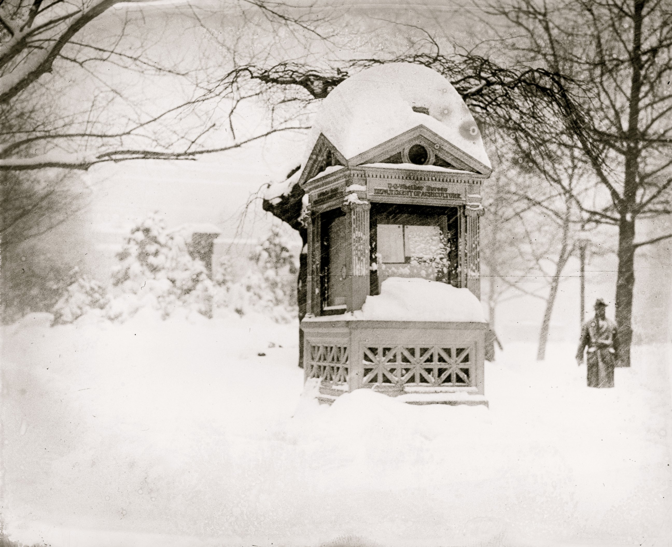 The Historic Knickerbocker Blizzard In Dc In 1922 Photos Image 41