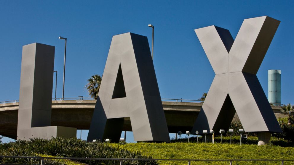 American Airlines Flight Lands Safely At LAX After Declaring Emergency ...