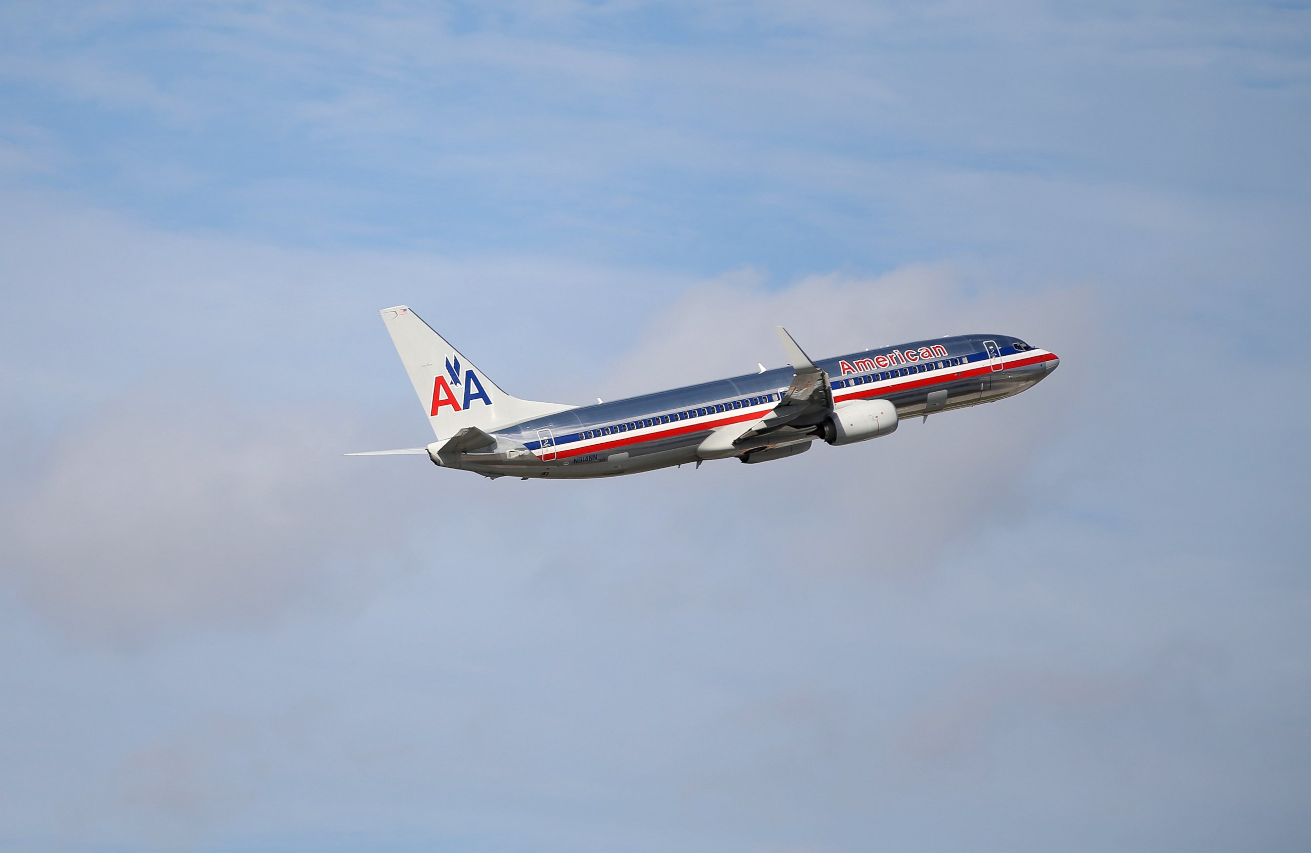 PHOTO: An American Airlines plane takes off from the Miami International Airport, Nov. 12, 2013 in Miami.