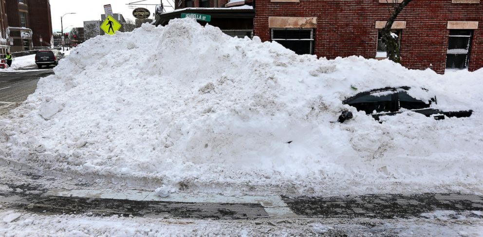 PHOTO: Jillian Tenen's car is seen parked on Isabella Street in Boston, Jan. 28, 2015.