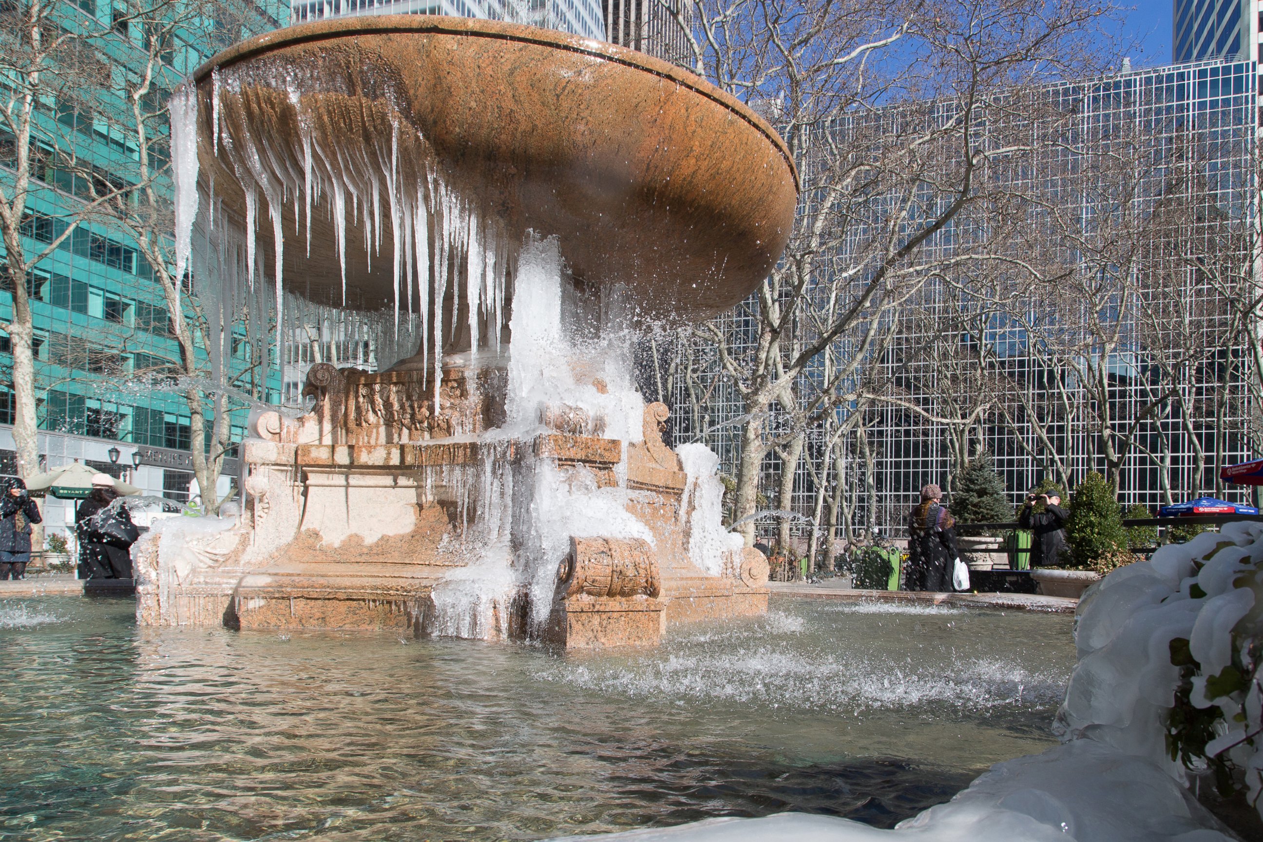 PHOTO: A fountain is frozen over in Bryant Park, Feb. 13, 2016 in New York City.