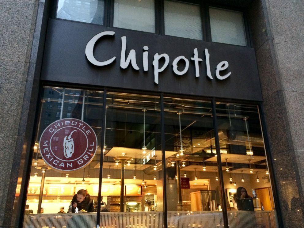 PHOTO: A Chipotle eatery in the Financial District of New York City is shown in this file photo, Jan. 29, 2015.