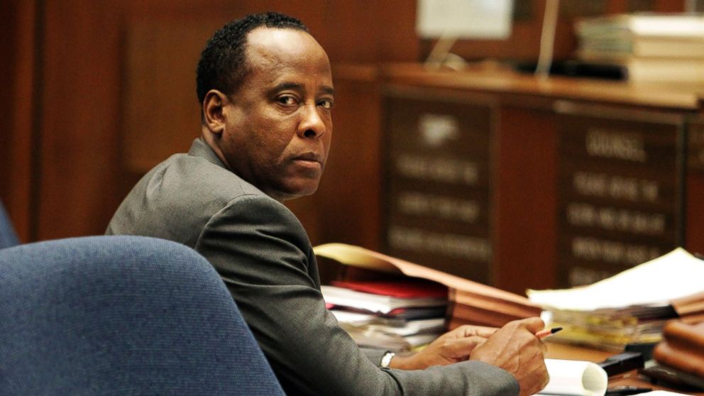 PHOTO: Dr. Conrad Murray looks on during his involuntary manslaughter trial, Oct. 20, 2011 in Los Angeles.