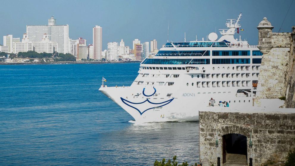 Us Cruise Ship Docks In Cuba For 1st Time In Nearly 40 Years Abc News