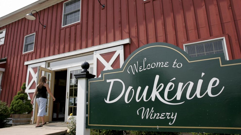 PHOTO: Virginia, Purcellville, Doukenie Winery.