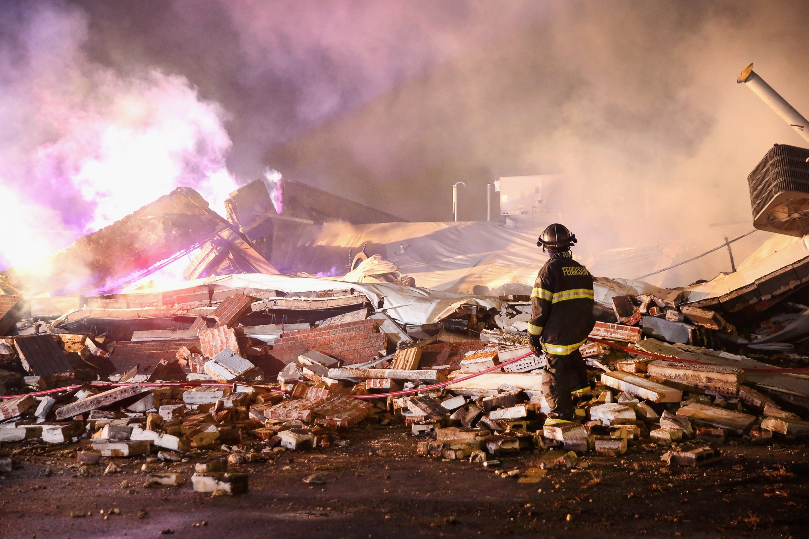 Reaction to Ferguson Grand Jury Decision Photos | Image #111 - ABC News