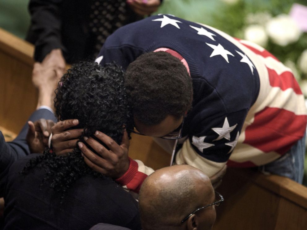 PHOTO: Gloria Darden is embraced while waiting before her son Freddie Gray's funeral at New Shiloh Baptist Church in Baltimore, April 27, 2015.