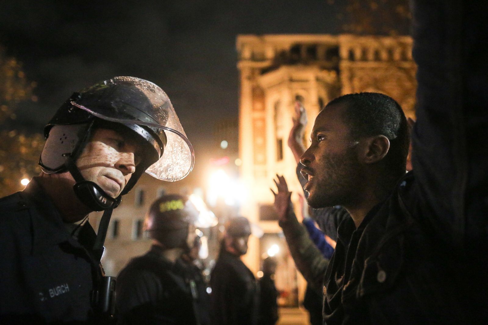 See Public Reaction To No Indictment In Eric Garner Choke Hold Death Photos Image 191 Abc News 3537