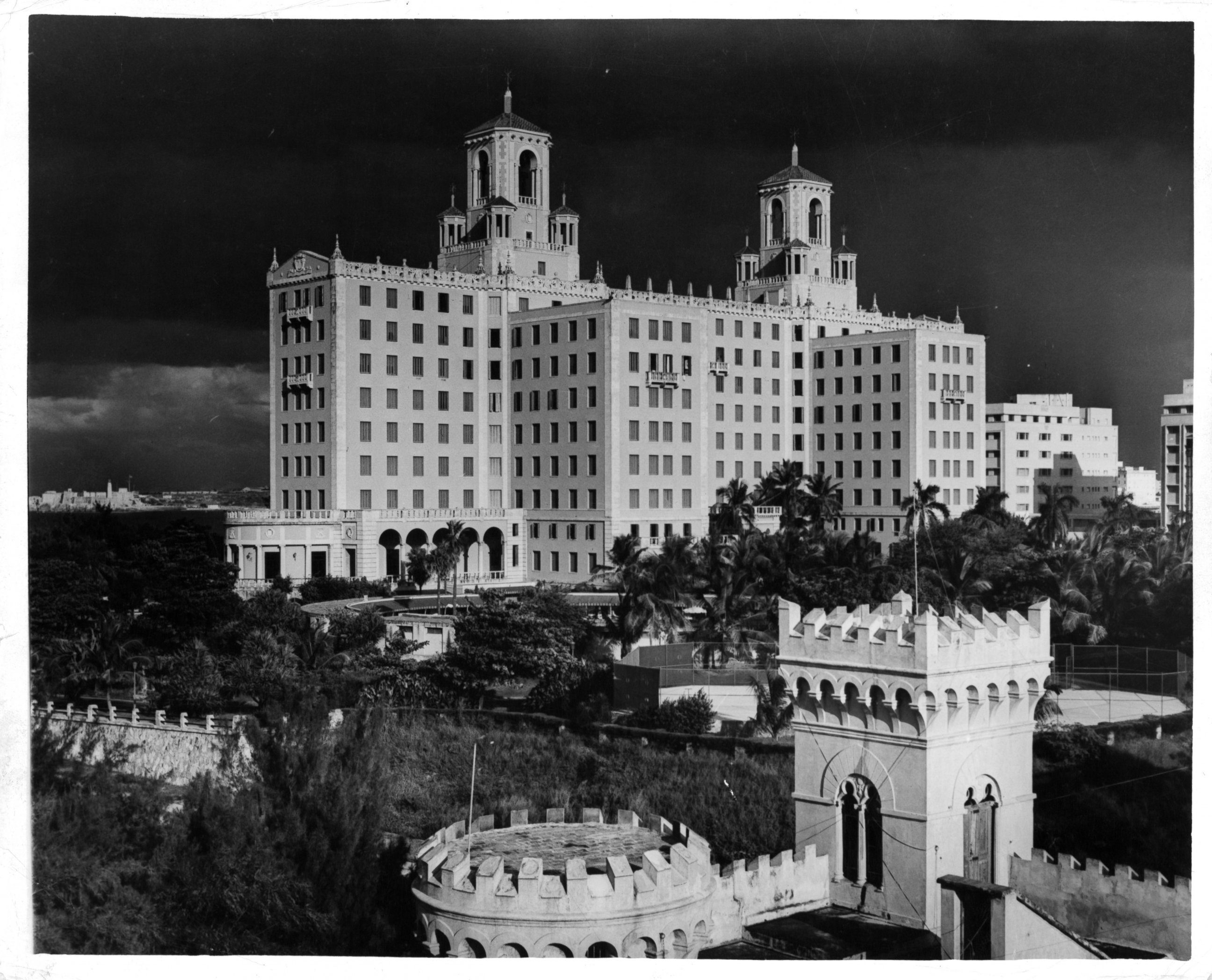 PHOTO: View of the Hotel Nacional de Cuba from January 1950, in Havana, Cuba.