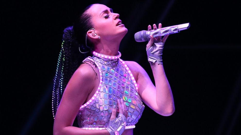 Super Bowl XLIX prop bets: Katy Perry's outfit, Deflategate