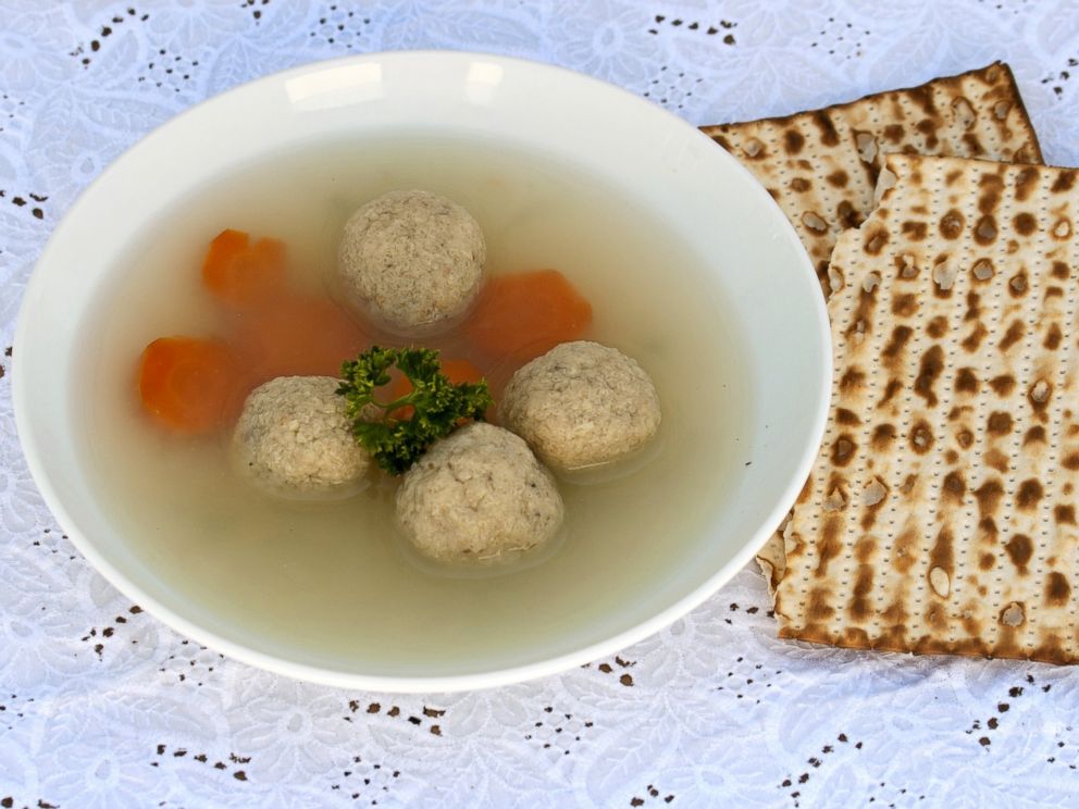 PHOTO: Matzo-Balls soup