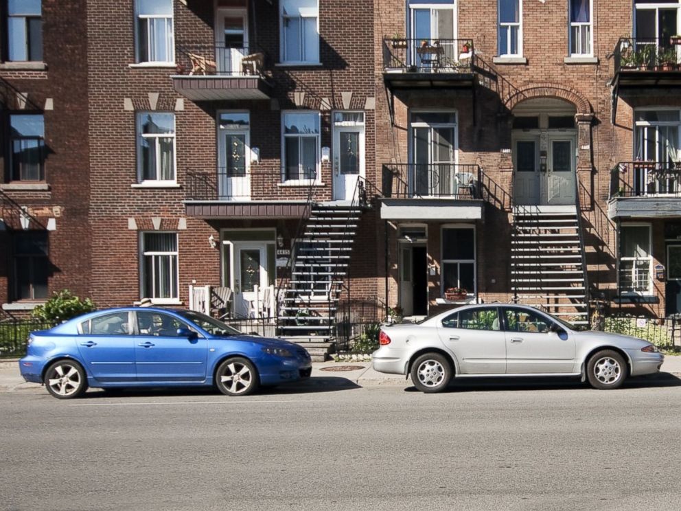 PHOTO: Cars parked end-to-end.