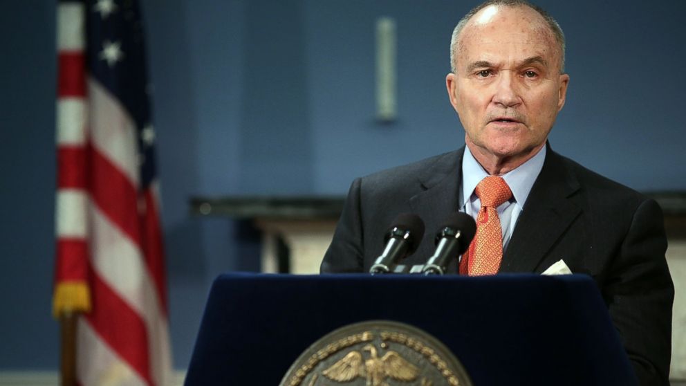 PHOTO: New York Police Commissioner Raymond Kelly speaks during a news conference in New York City, April 25, 2013.