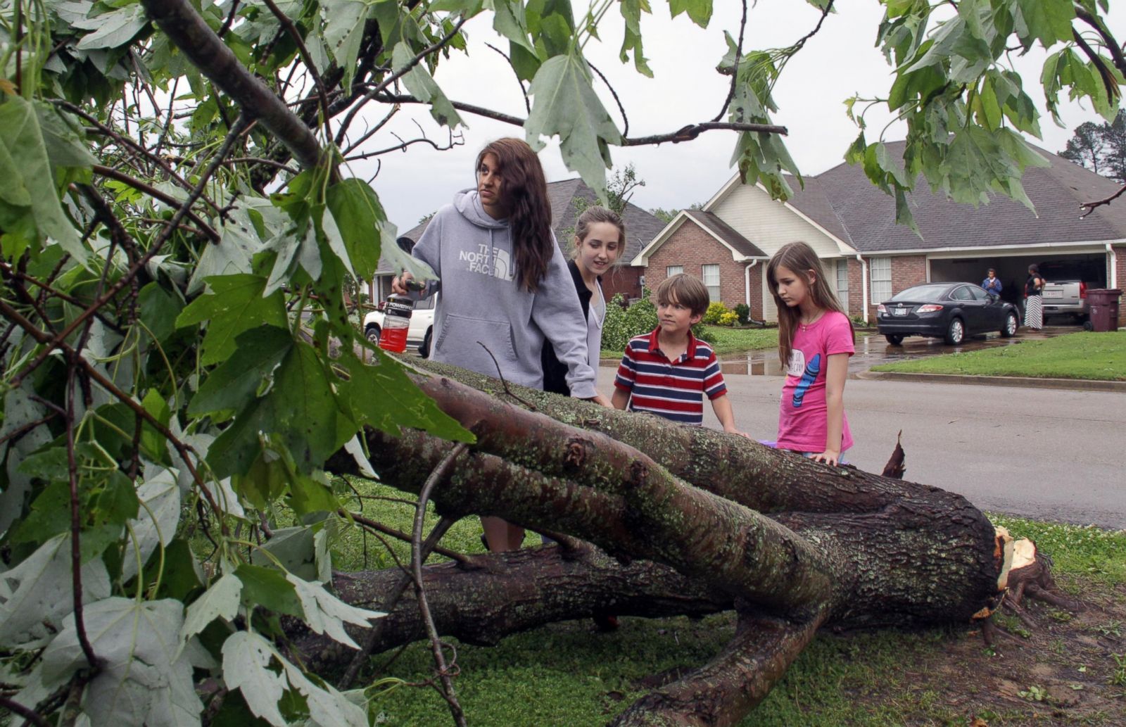 Deadly Tornadoes Tear Through Central, Southern US - ABC News