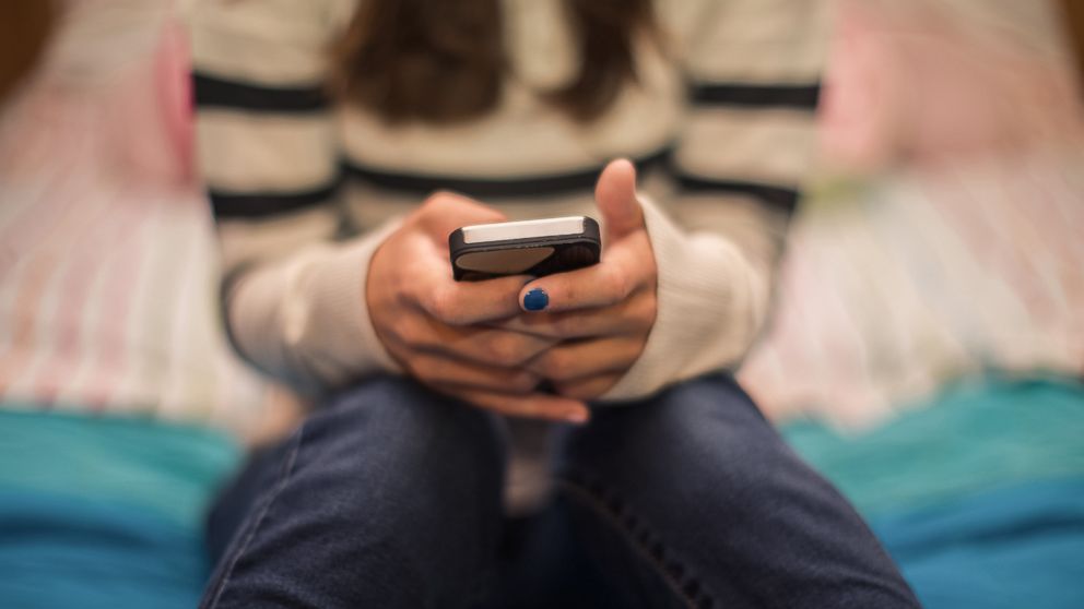 Police Bust Virginia Sexting Ring Involving More Than 100 Teens - ABC News
