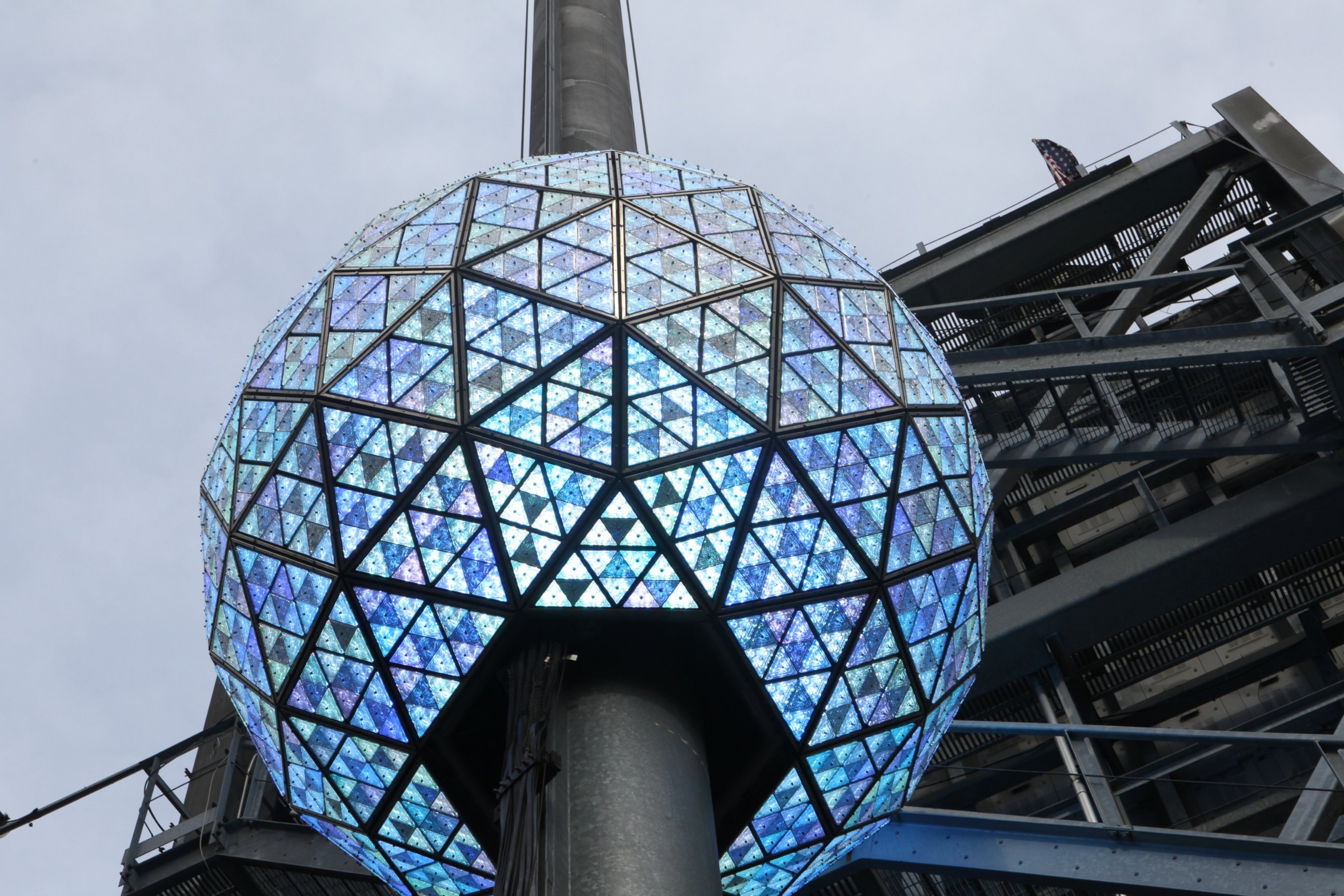 PHOTO: The New Year's Eve ball faces final tests before the Times Square celebration on Dec. 30, 2014 in New York City. 