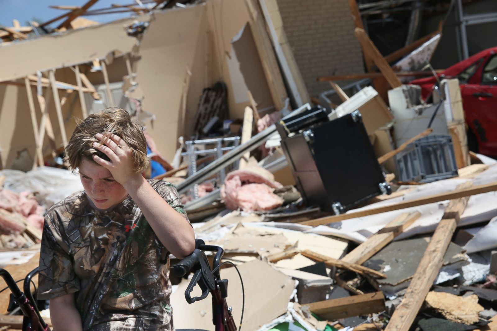 Deadly Tornadoes Tear Through Central, Southern US - ABC News