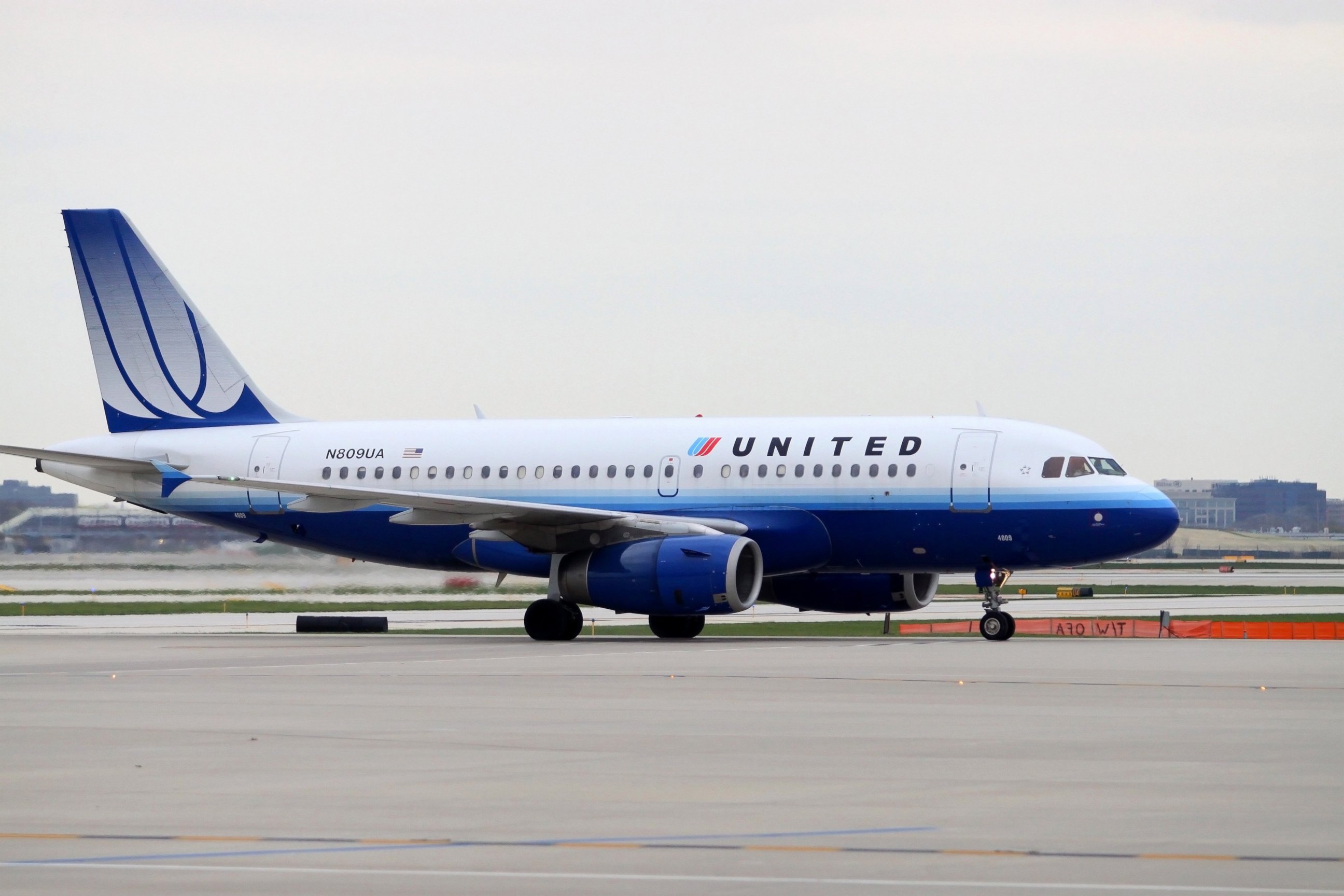 PHOTO: A United Airlines airplane, taxis up the runway to prepare for takeoff at O'Hare International Airport in Chicago, on Oct. 25, 2012. 