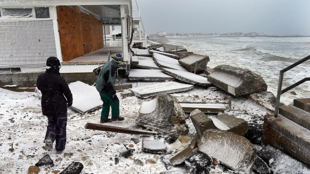 Blizzard 2015: New England Digging Out After Getting Slammed by Storm ...