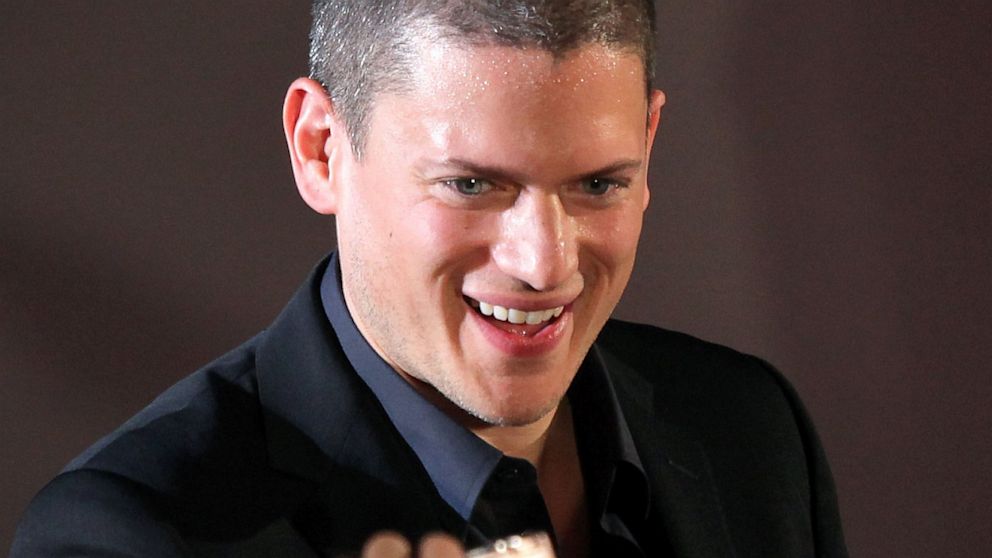 Wentworth Miller signs autographs for fans during the World Premiere of "Resident Evil: Afterlife" at Roppongi Hills, Sept. 2, 2010, in Tokyo.