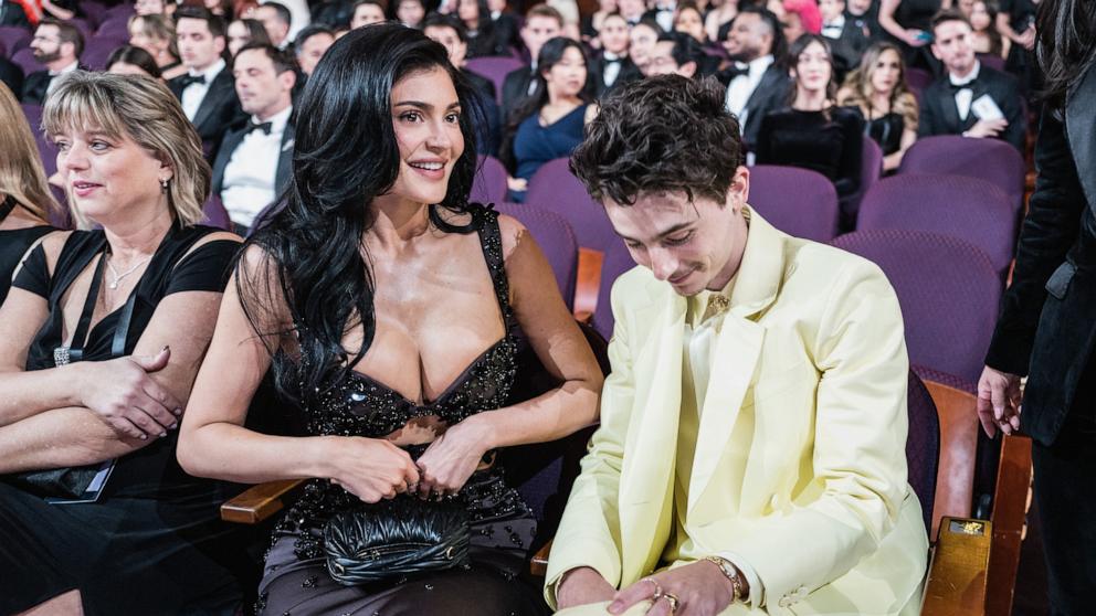 PHOTO: Timothee Chalamet and Kylie Jenner attend the 97th Annual Oscars, Mar. 2, 2025 in Los Angeles.