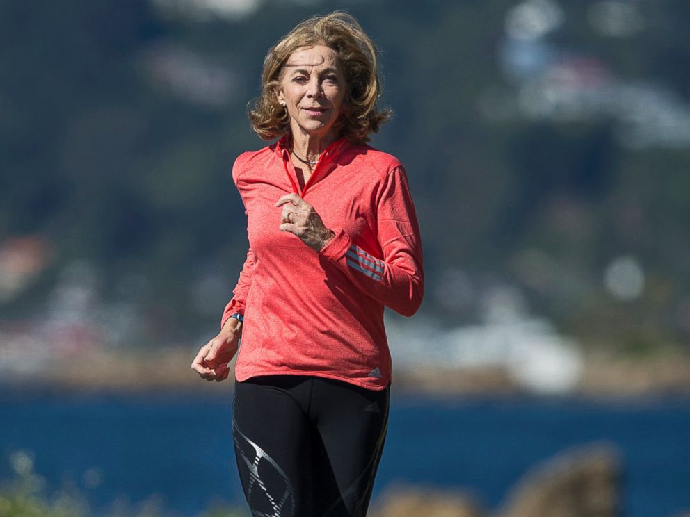 PHOTO: Kathrine Switzer, now 70, will don her original bib number and run the 2017 Boston Marathon.