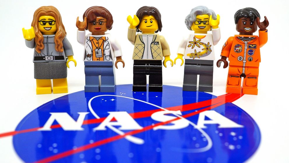 LEGO has announced it will sell a "Women of NASA" set of its Minifigures.