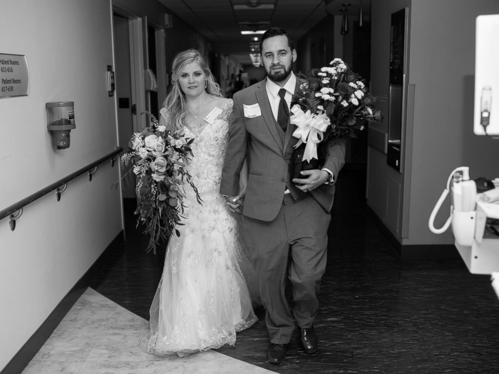 PHOTO: Jessica and Tyler Brown visited Jessica Browns grandmother in a Jacksonville, Florida, hospital after their March, 25, 2017, wedding.