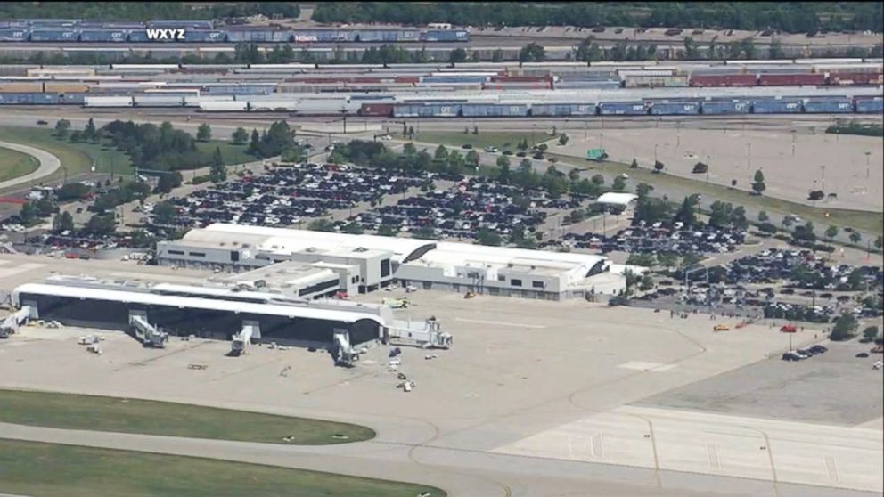 PHOTO: The Bishop International Airport in Flint, Michigan, was being evacuated this morning after an airport police officer was injured, the airport said.