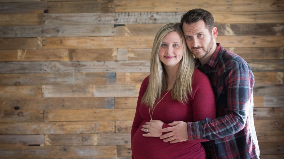 PHOTO: Royce and Keri Young decided to carry their terminally ill infant to term in order to donate her organs. 
