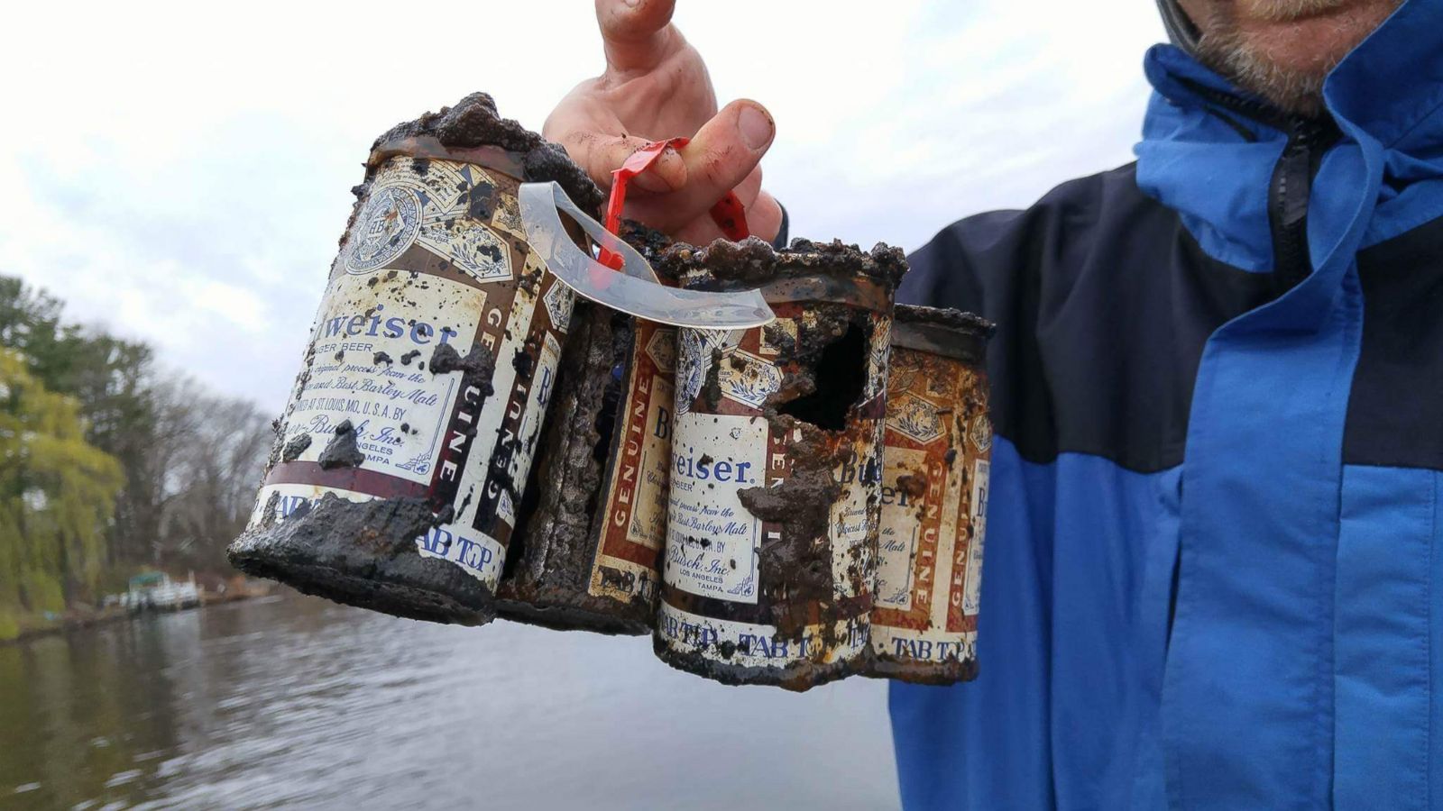 Wisconsin Fishing Buds Reel in 60-Year-Old 6-Pack of Beer - ABC News