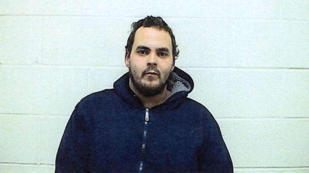PHOTO: Jose Simms, 29, told police in Torrington, Connecticut, that he would turn himself in if he received 15,000 likes on Facebook. 