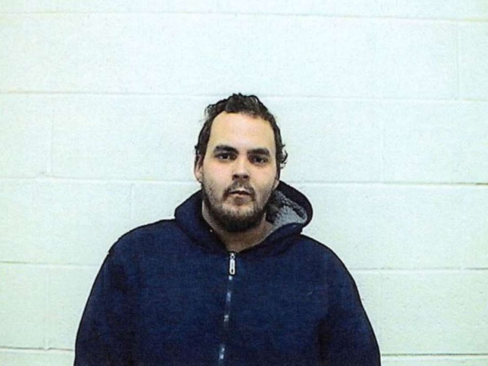 Fugitive agrees to surrender if wanted poster gets 15,000 Facebook likes
