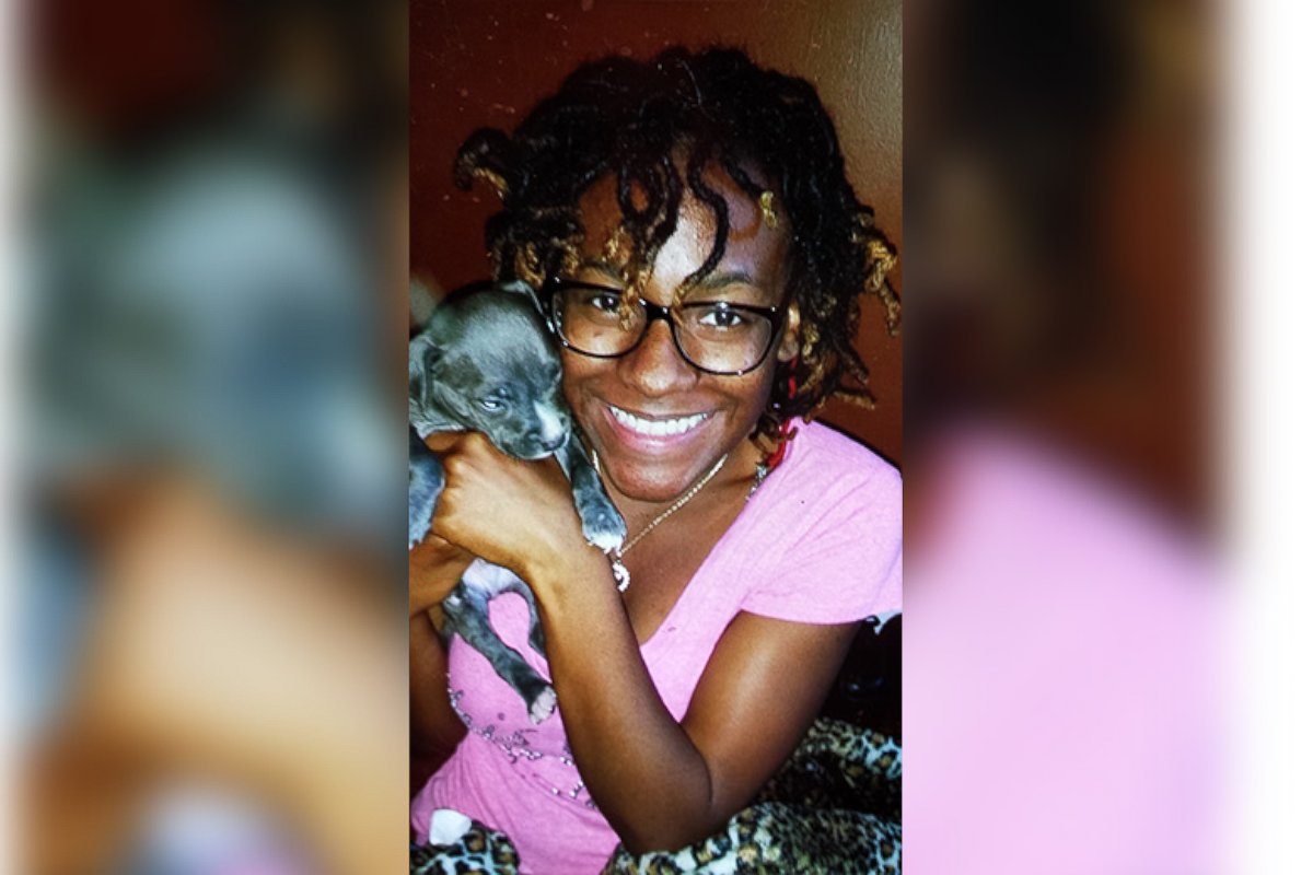 PHOTO: Philadelphia police are searching for Carlesha Freeland-Gaither, who was abducted while walking on a Philadelphia street on Nov. 2, 2014.