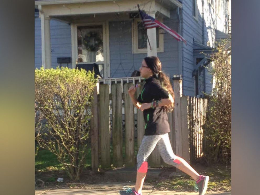PHOTO: LeeAdianez Rodriguez-Espada, 12, trained over the last two months to run a 5K race on April 24, 2016. 
