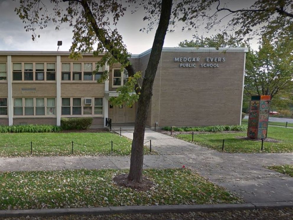 PHOTO: An image of Evers Elementary School in Chicago, Illinois.