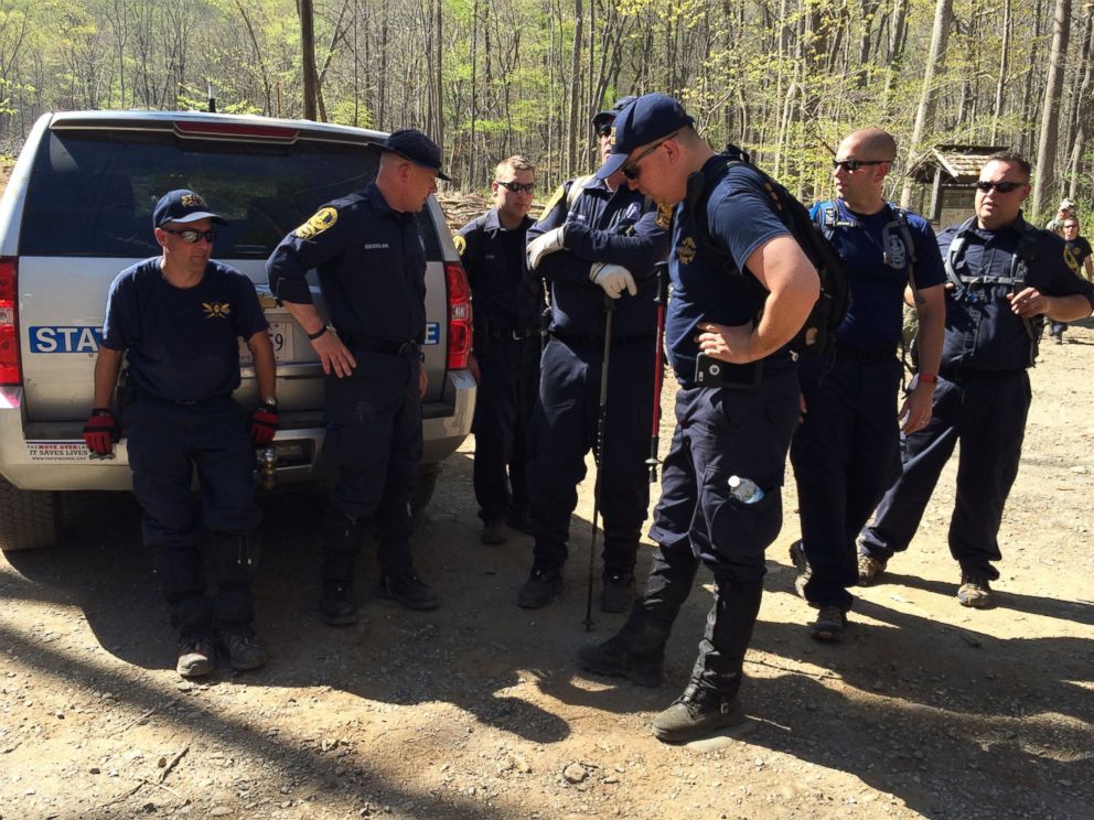 PHOTO: Approximately 100 federal, state and volunteer search and rescue teams search in the Shenandoah National Forest for 31-year-old, Nicole Mittendorff of Woodbridge, Virginia, April, 19,2016. 