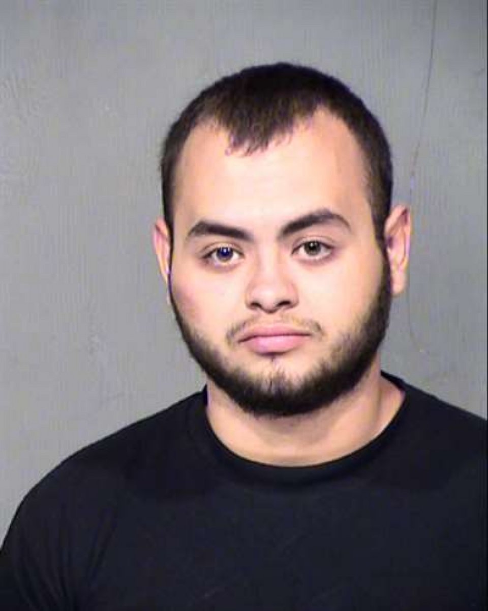 PHOTO: Booking photo of Oscar De La Torre Munoz, 19, who was arrested by the Maricopa County Sherrif’s Office on September 11, 2015. He was considered a person of interest in a spate of shootings on Interstate 10 freeway near Phoenix, police said.