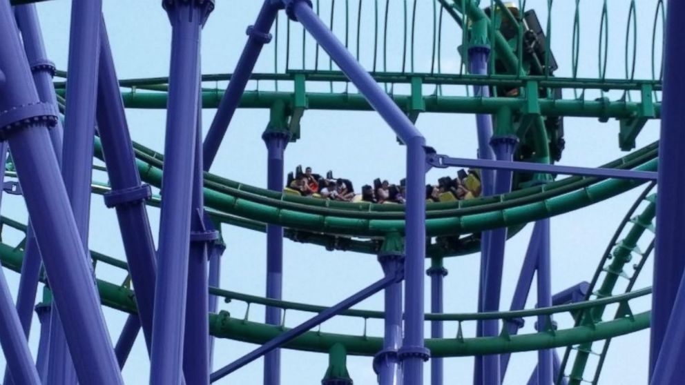 PHOTO: As many as 24 people were trapped Sunday, Aug. 10, 2014, on a stuck roller coaster at Six Flags America in Upper Marlboro, Md.